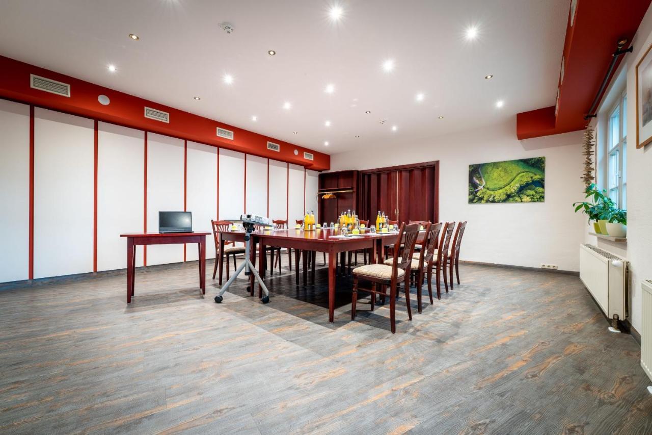 Hotel Reussischer Hof Schmölln Dış mekan fotoğraf