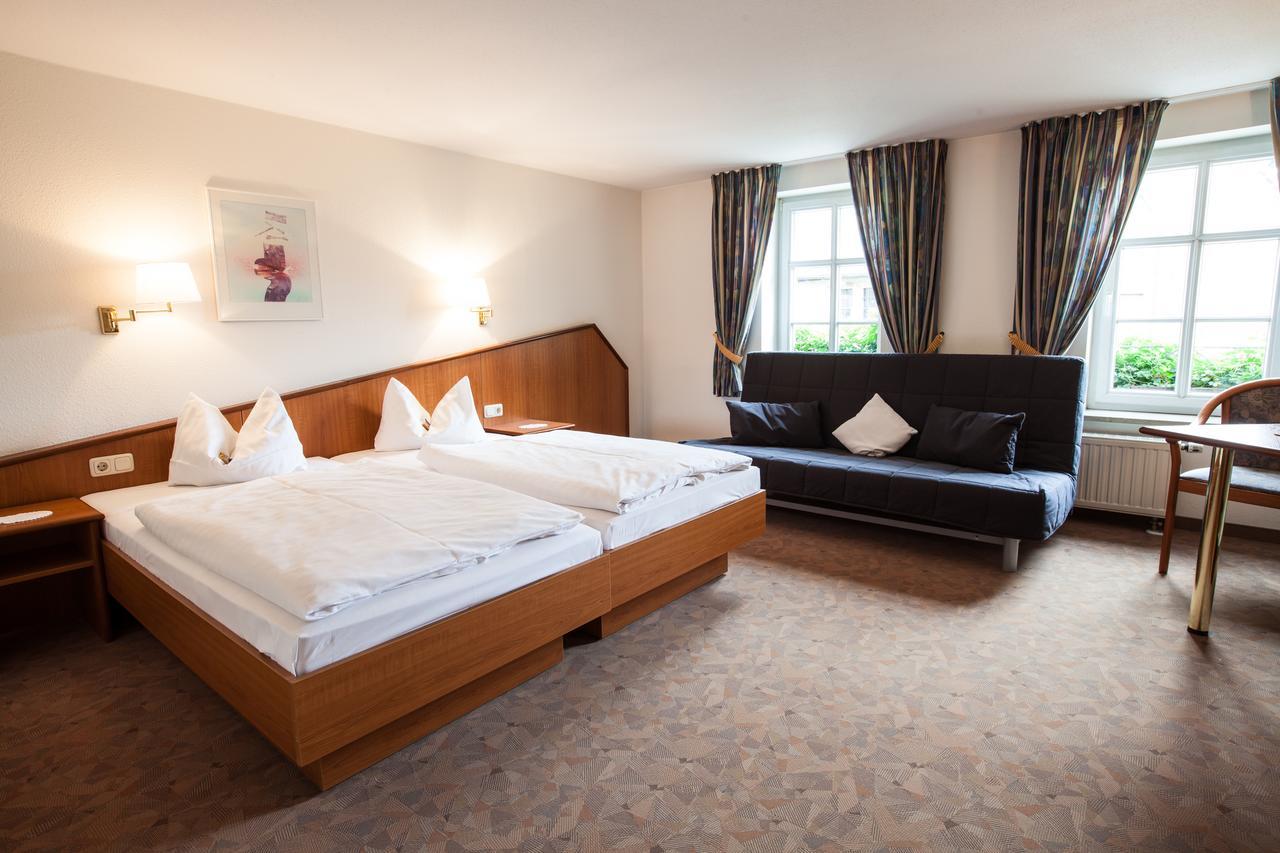 Hotel Reussischer Hof Schmölln Dış mekan fotoğraf